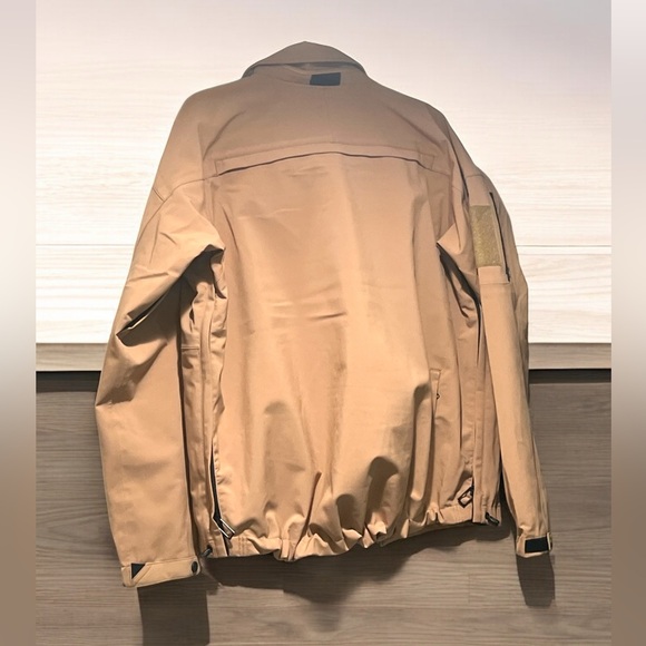 Sabre 2.0 Covert Tactical Jacket Size L - Picture 3 of 6